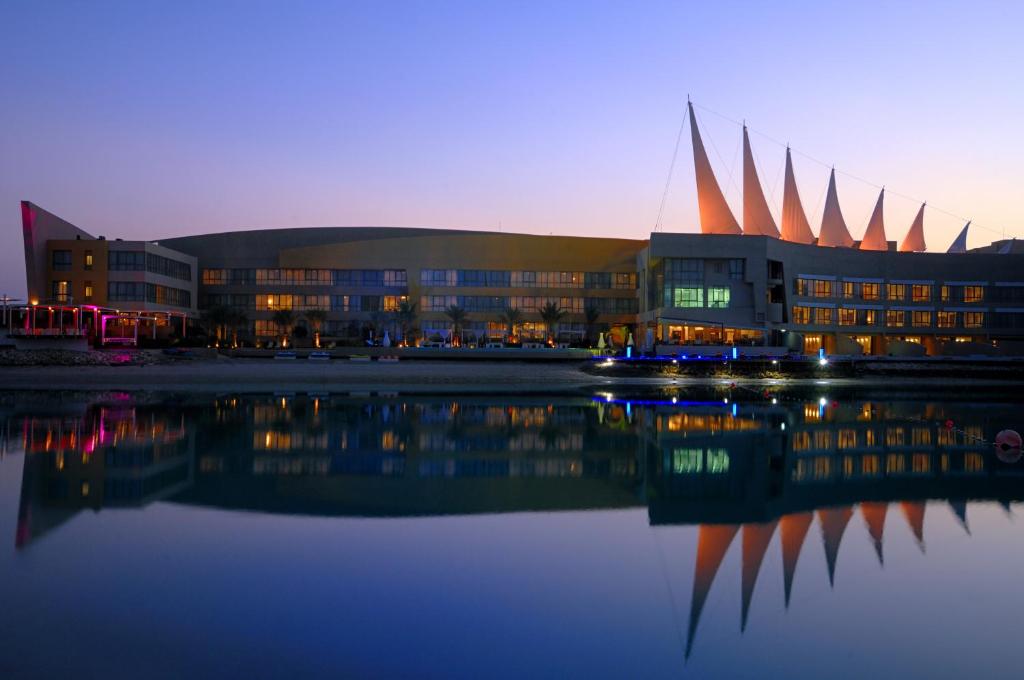 من فنادق البحرين مع مسبح خاص المميزَّة