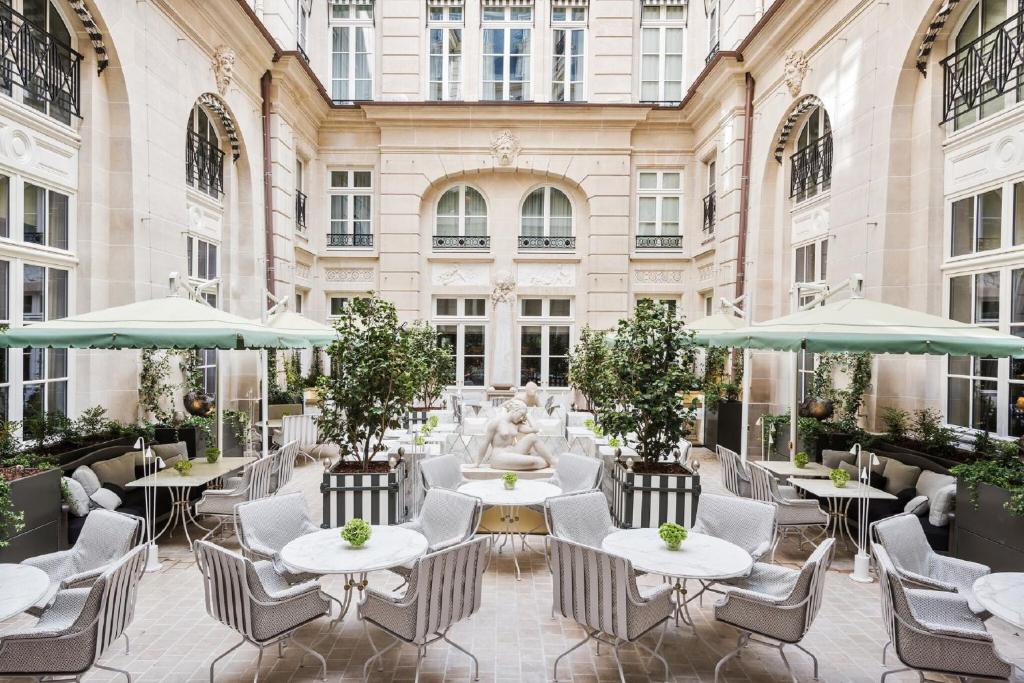 أحد أفضل فنادق باريس لشهر العسل المميزَّة