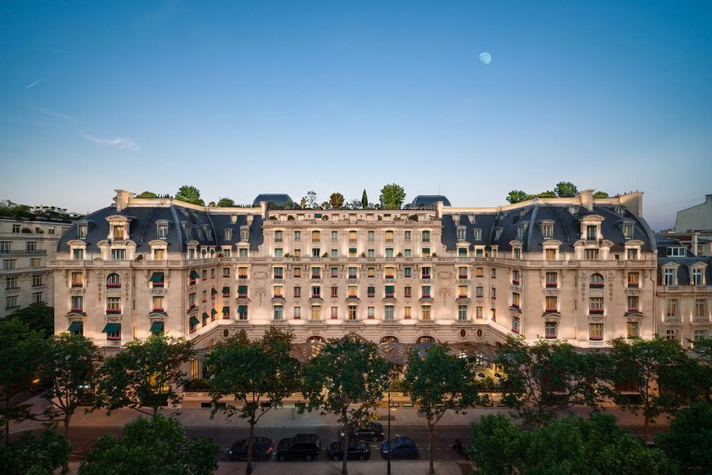 أحد أفضل فنادق باريس للعوائل المميزَّة